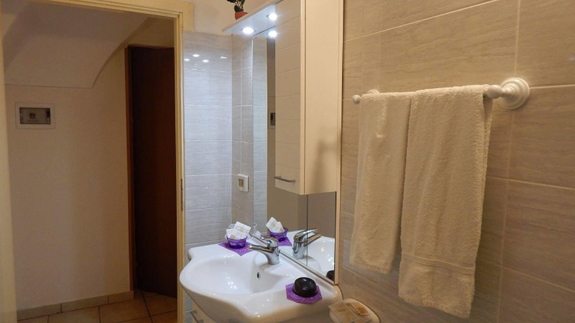 Albatro Guest house 2*